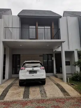 Dijual Rumah Cantik Nyaman di Cluster Wisteria Anthia, Jakarta Timur