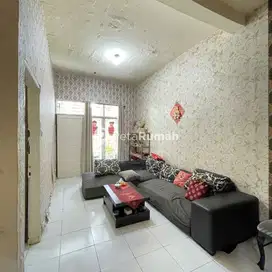 DIJUAL VILLA 2 UNIT JALAN MEDAN BINJAI KOMPLEK CITY SUITES - SUNGGAL