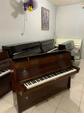 Piano Petrof Up-Right