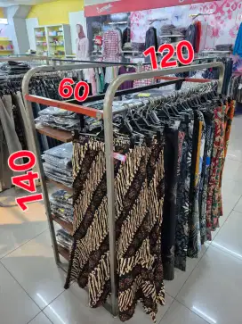 Rak display toko bekas