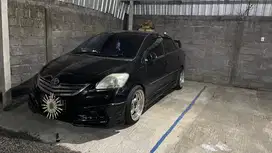 Di jual vios gen 2 tahun 2010 65 Nego