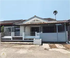 Rumah siap huni Taman Kopo indah Bandung