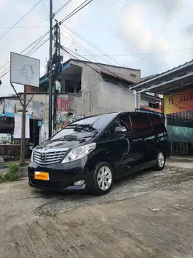Toyota Alphard 2.4 2WD AT 2010