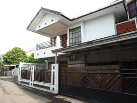 Dijual rumah strategis.,SHM nama sendiri.