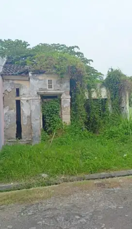 Rumah di  bukit cempaka