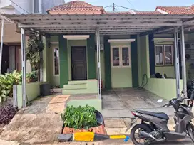 Rumah Strategis! Jalan Lebar, 3 Menit ke Halte Busway!
