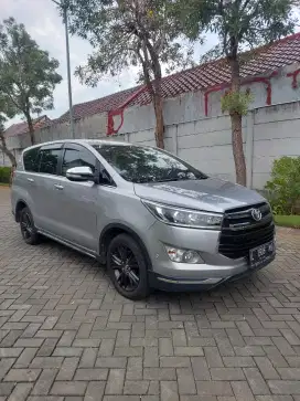 Innova Q venturer diesel matic