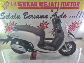 Scoopy prestise keyless