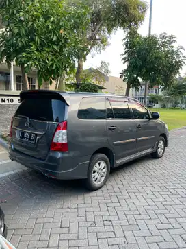 Toyota Kijang Innova 2012 Bensin