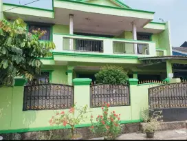 DI JUAL RUMAH 2 LANTAI STRATEGIS  DI  DI DLM PERUMAHAN  BOJONG LESTARi