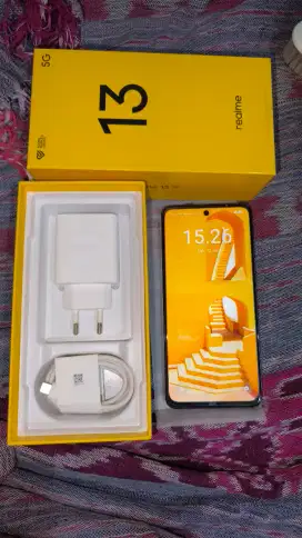DIJUAL CEPAT 13 REALME 5G RAM 12/256GB