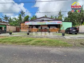 Dijual Cafe+Tanah kebun di tepi Jl. Kh Ahmad Asyari, Pakistaji - Banyu