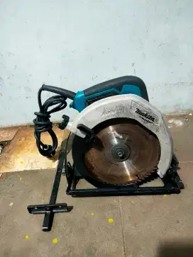 circular saw mesin pemotong kayu makita m5801