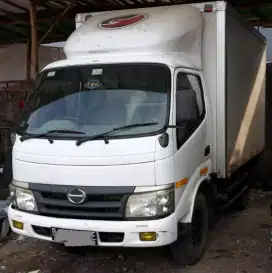 HINO DUTRO 110 SD ENGKEL BOX 2016