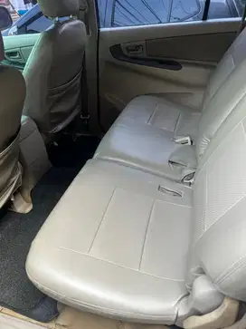 Toyota Kijang Innova 2007 Bensin