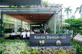 Staff Kitchen - Yenpao Kantin Demokrasi DPR RI