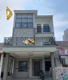 Rumah Cantik Kota Wisata Cibubur unik karismatik