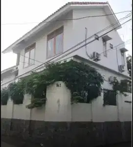 RUMAH SEWA RADIO DALAM KEBAYORAN BARU JAKARTA SELATAN