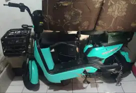 Jual sepeda listrik bekas apa ada nya