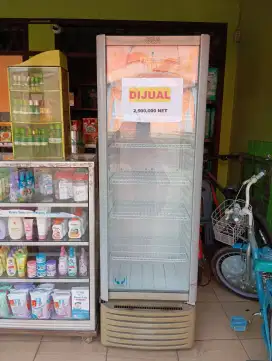 Lemari pendingin showcash cooler GEA EXPO 37FR