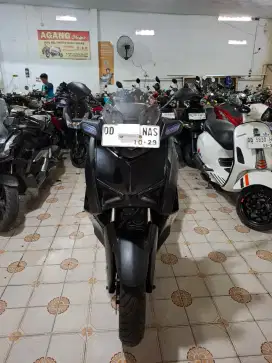 Yamaha X-MAX  abs 250cc 2024 hitam