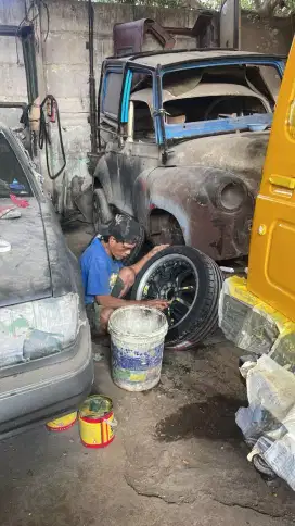 Mekanik yang ngerti mobil jeep