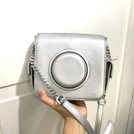 Preloved Tas Michael Kors Scout Camera Bag Silver Authentic Original