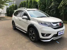 TDP 5jt Honda BR-V 1.5 E Prestige Bensin-AT 2017 TOE