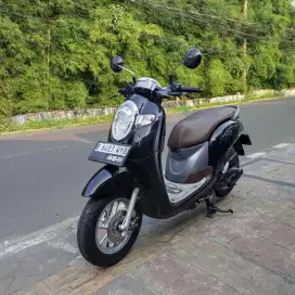 Scoopy Donat Stylis 2020 Mesin Aluss Grees Bagus