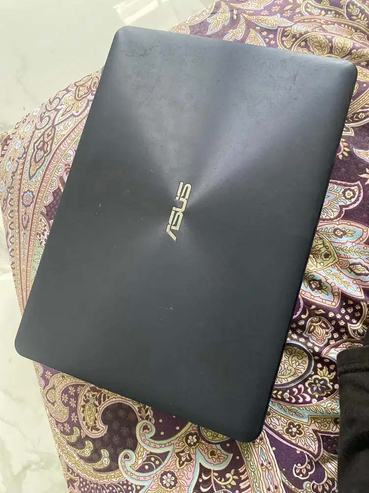 laptop asus a442u