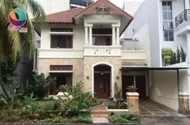 Rumah mewah 2 lantai dekat pintu tol citra grand
