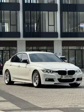 BMW 320i F30 Sport 2015 Putih