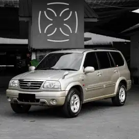 Suzuki Grand Escudo XL7 M/T 2004 Low Km