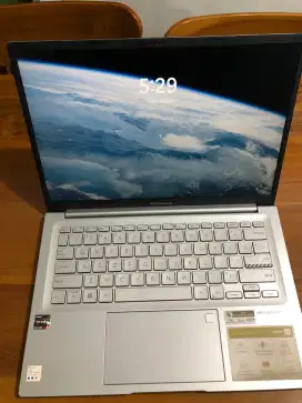 Laptop Asus Vivobook M1403 QA