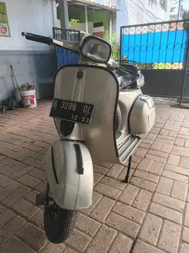 Vespa Sprint 1975
