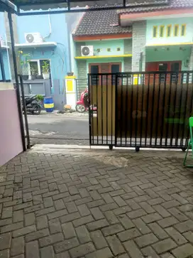 Rumah semi furnish di Tembalang dekat kampis Undip