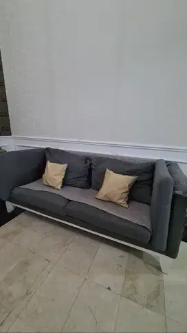 SOFA 3 SEATER EMPUK TIDAK ADA MINUM