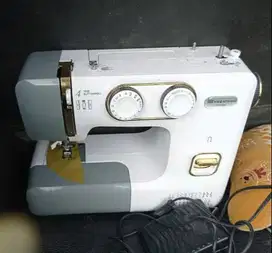 Mesin Jahit Merk Pegatron type Brune 2900 kondisi msh baru