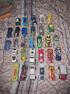 Mobil hotwheels satuan 10rb