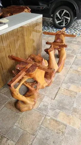 JUAL Meja kayu ukiran Unik