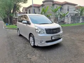 FOR SALE CASH NAV1 2.0 V AUTOMATIC SILVER 2013 TOYOTA NAV 1