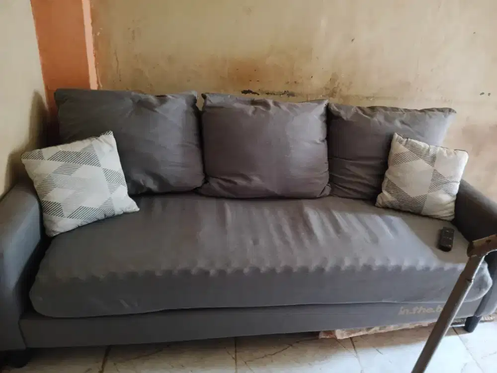 Sofa in the box