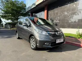 Honda Freed 2013 E PSD AT