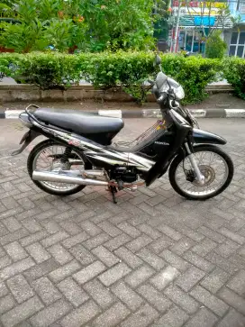 Supra fit th 2005 dijual murah