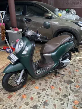 SCOOPY 2023 PRESTIGE