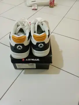 Jual sepatu airwalk ukuran 43