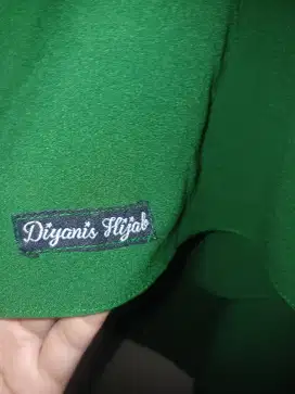 Jilbab pashmina instan syari