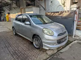 Nissan March XS Matic Tahun 2011