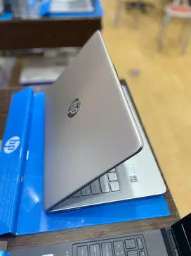 Laptop HP 14S  FQ1011AU AMD Ryzen 3-5300U 8GB SSD 512GB BEst Seller