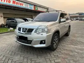 Nissan Xtrail 2014 2.5 ST AT Istimewa Murah